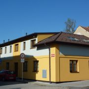 Bytový dům v Sezimově ústí: Kompletní elektrinstalace, hromosvod